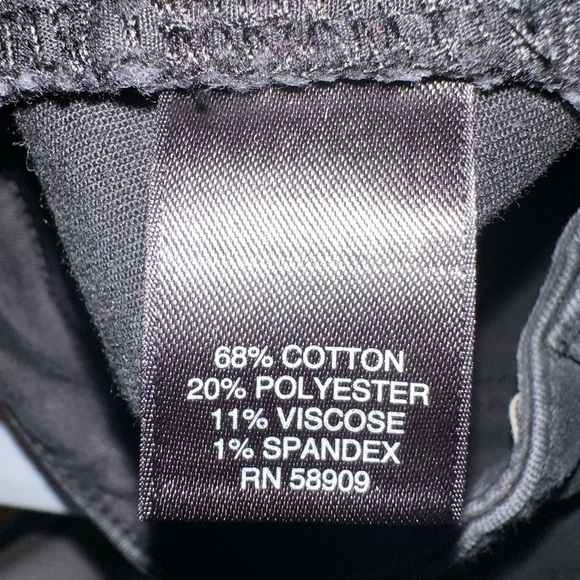 CHELSEA & VIOLET black flare jeans women’s size 30x32 - Picture 5 of 5